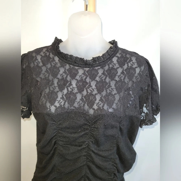 Vintage  Melanie Lyne Black Lace short sleeves Medium - Picture 2 of 7